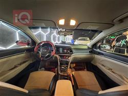 هیوندای ئەلەنترا